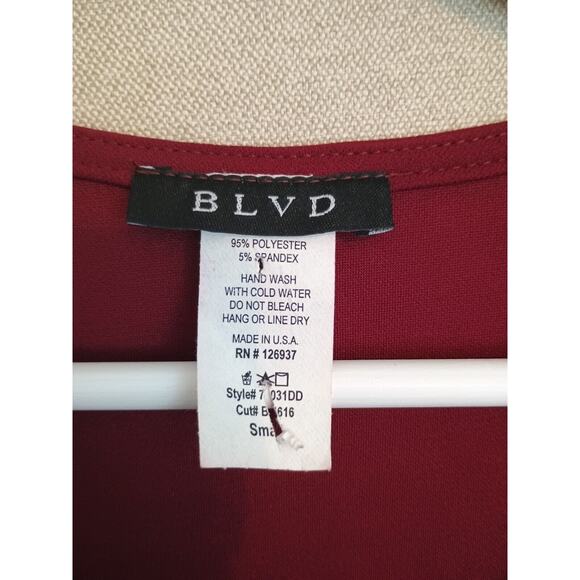 BLVD Dress Womens Small Red Burgundy Bell Sleeves Retro Mermaidcore Party Sheath - Picture 3 of 10